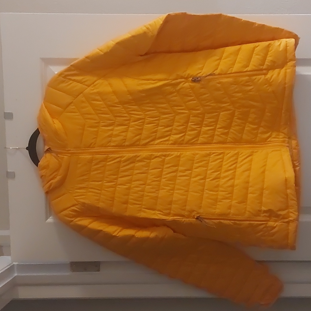 Brand new women's Columbia jacket